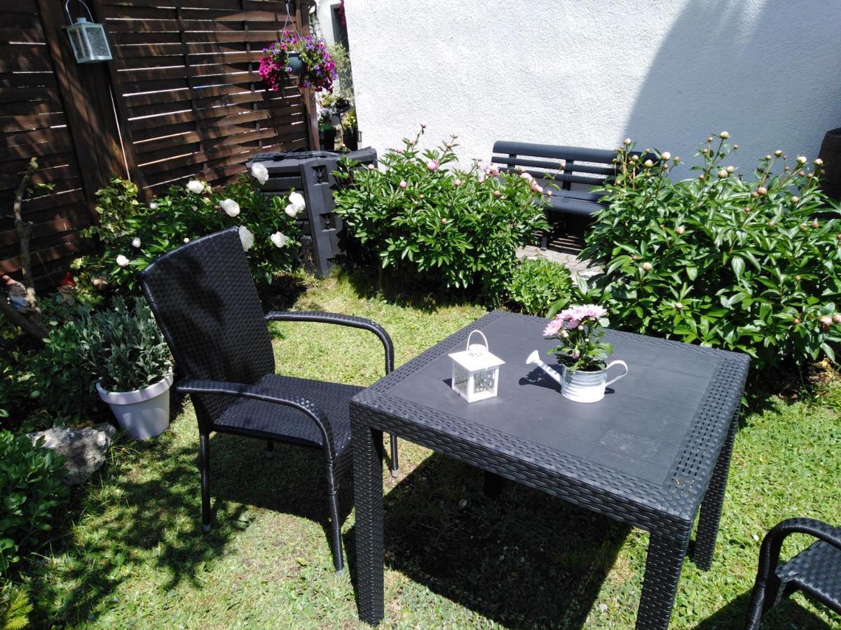 Ferienwohnung Mit Kleinem Garten Sonnenbühl Kültér fotó
