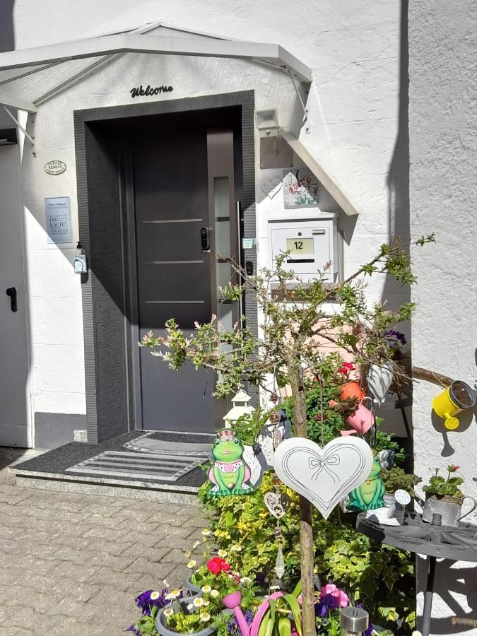 Ferienwohnung Mit Kleinem Garten Sonnenbühl Kültér fotó