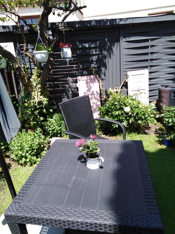 Ferienwohnung Mit Kleinem Garten Sonnenbühl Kültér fotó